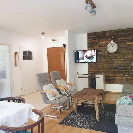 Przy Wydmie Parter-balkon 公寓 乌斯特卡